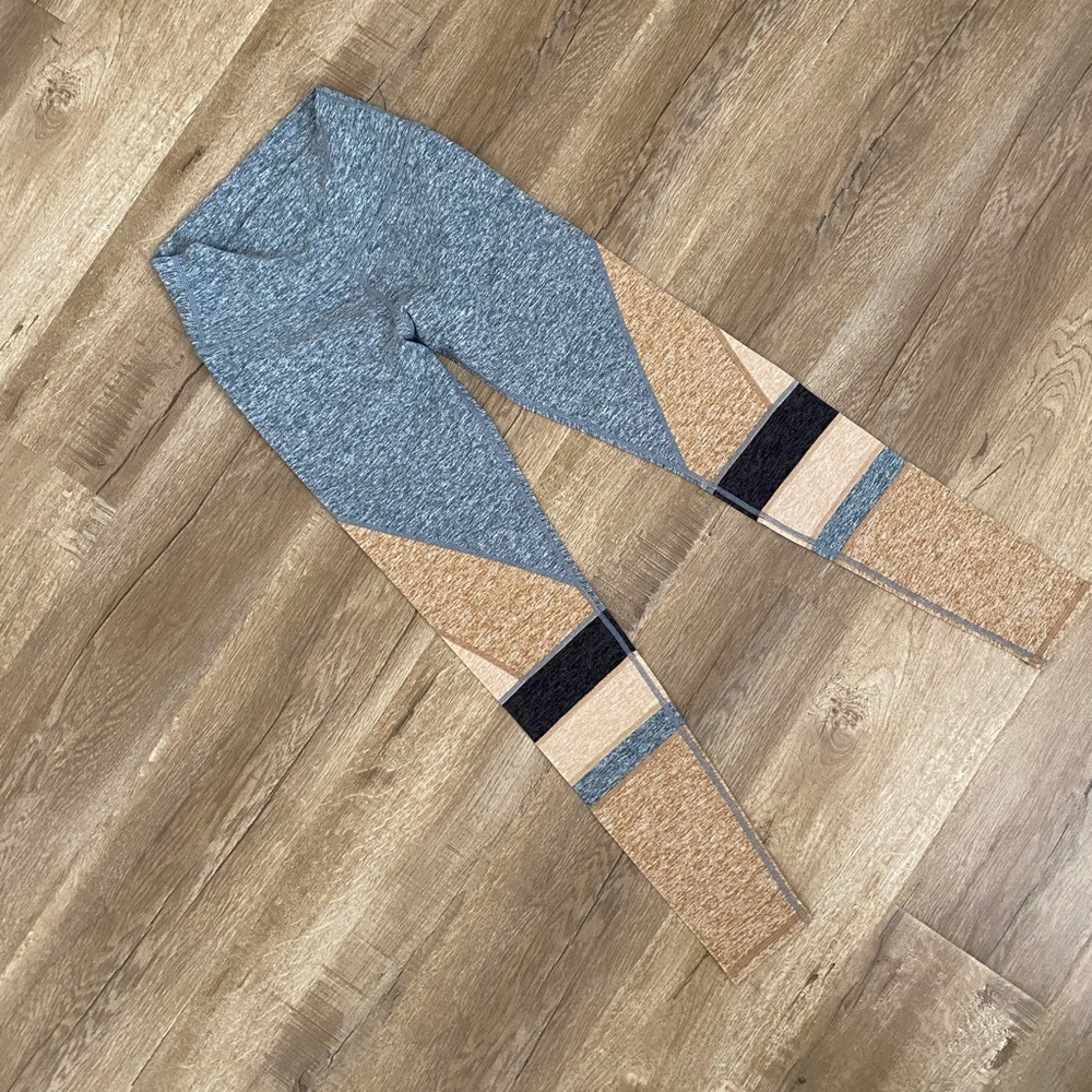 Stylish Gray and Tan Women's Leggings